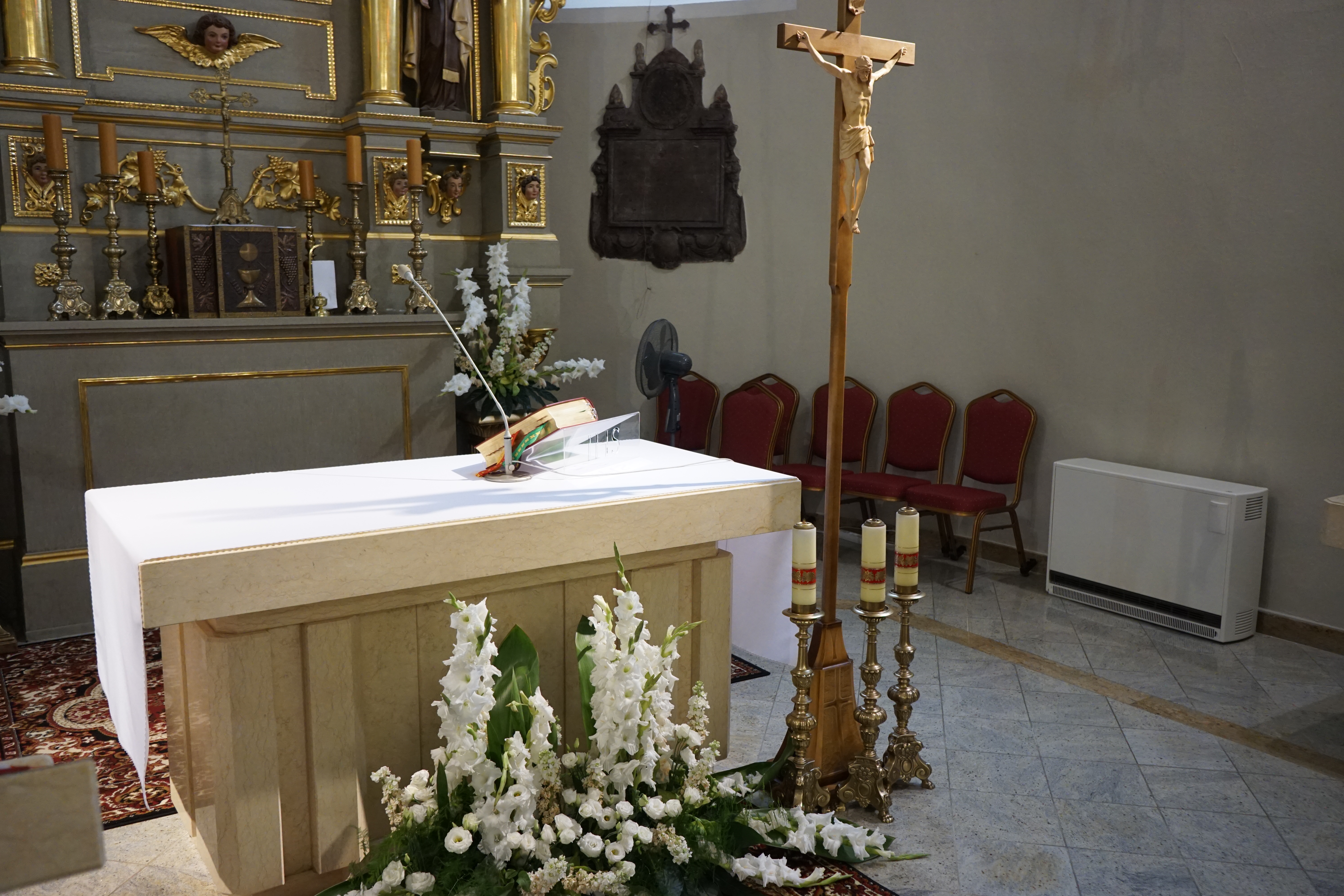 Parafia pw. Swietej Trojcy i Matki Bozej Szkaplerznej Cminsk