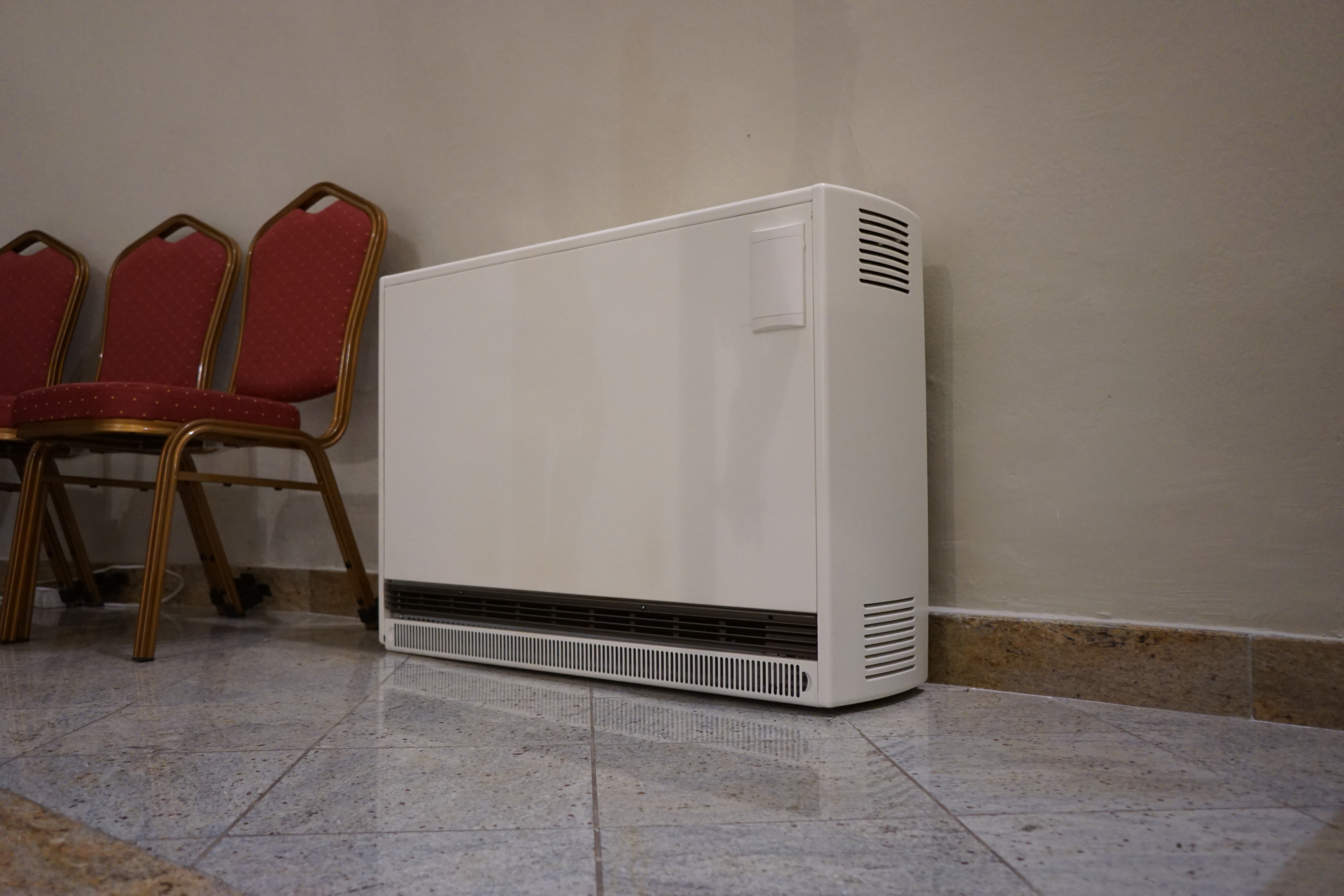 ogrzewanie kościołów piece akumulacyjne stiebel eltron